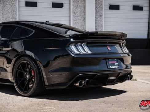 Used 2017 Ford Mustang Shelby GT350 w/ Electronics Package RWD image 51