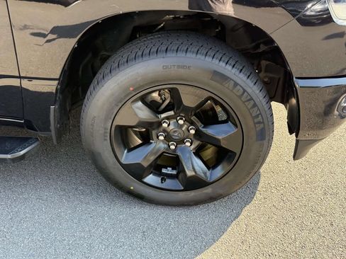 Used 2019 RAM 1500 Big Horn AWD/4WD image 11