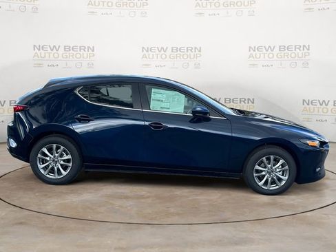 New 2026 MAZDA MAZDA3 s FWD image 6