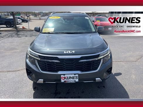Used 2025 Kia Seltos S FWD image 13