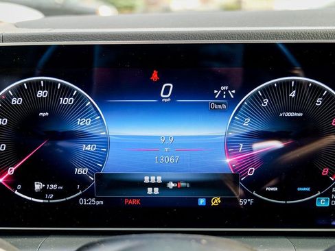 Used 2025 Mercedes-Benz GLS 450 4MATIC image 44