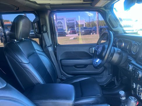 Certified 2021 Jeep Wrangler Unlimited Sahara AWD/4WD image 14