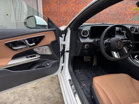 New 2026 Mercedes-Benz CLE 300 4MATIC Coupe image 9