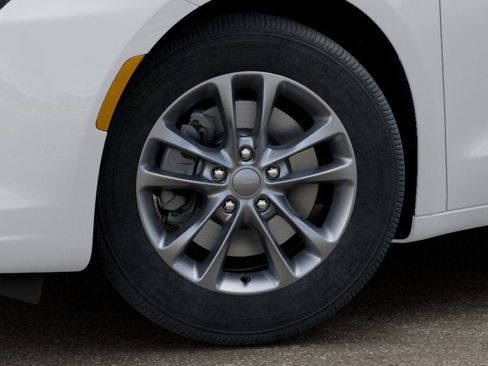 New 2027 Chrysler Pacifica Select AWD/4WD image 34