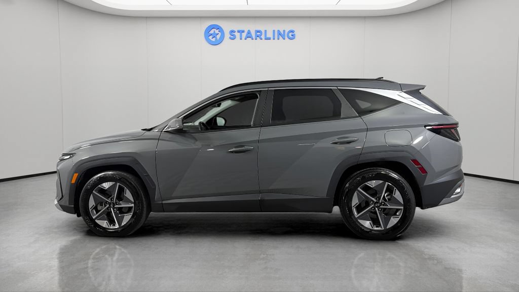 Used 2025 Hyundai Tucson SEL FWD image 4