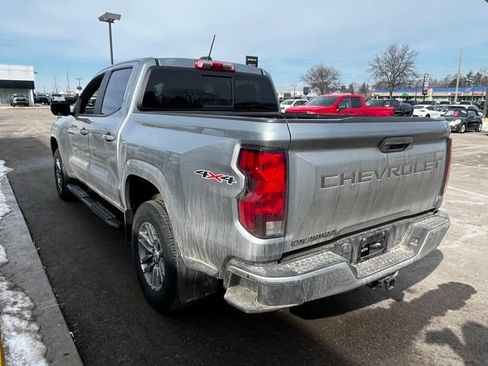 Used 2023 Chevrolet Colorado LT w/ LT Convenience Package II image 9