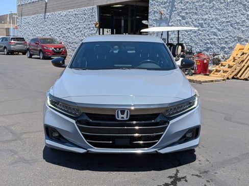 Used 2022 Honda Accord Sport image 2