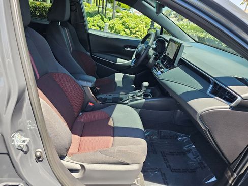Used 2024 Toyota Corolla SE image 32