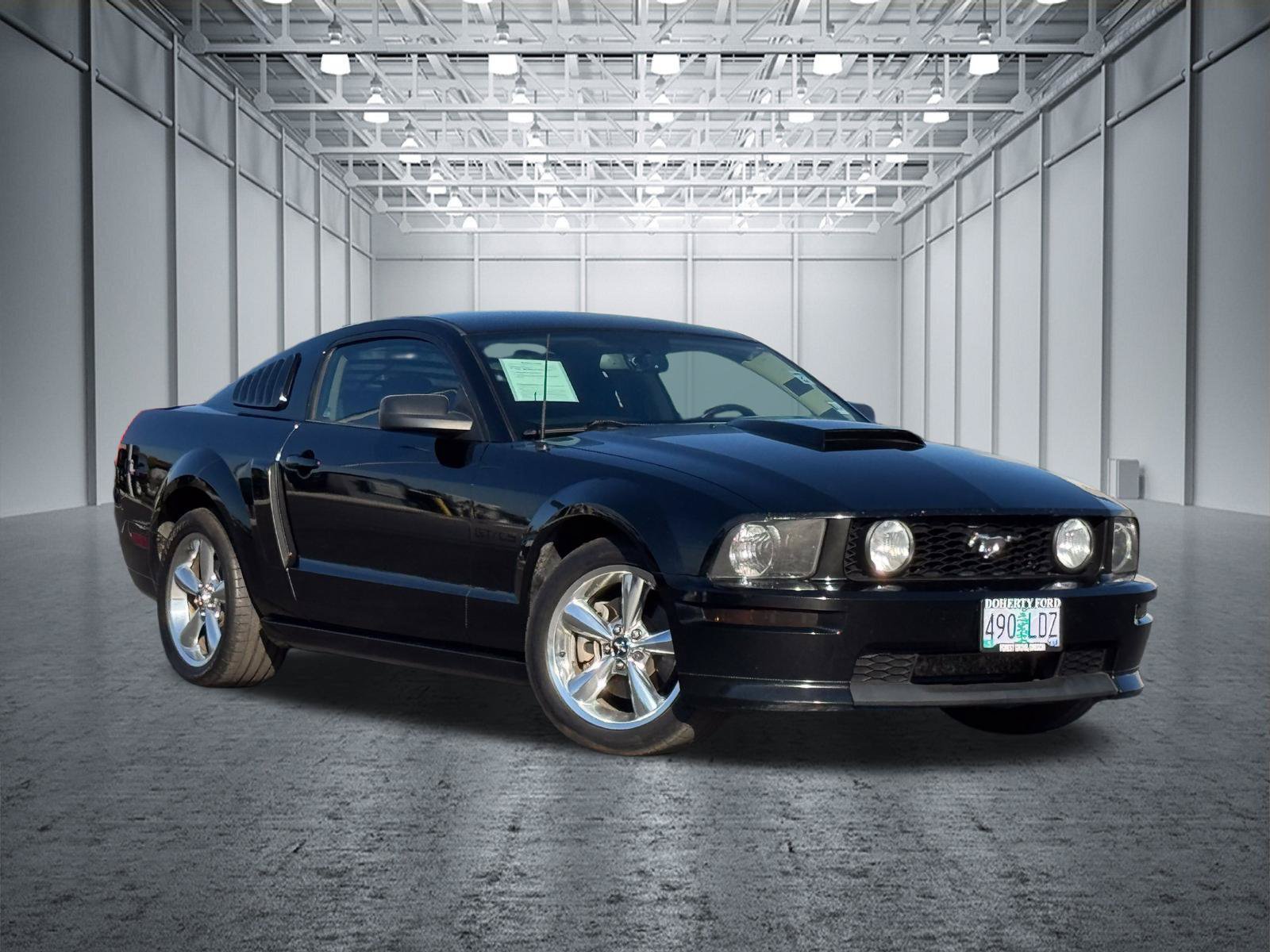 Used 2007 Ford Mustang GT Premium RWD image 6