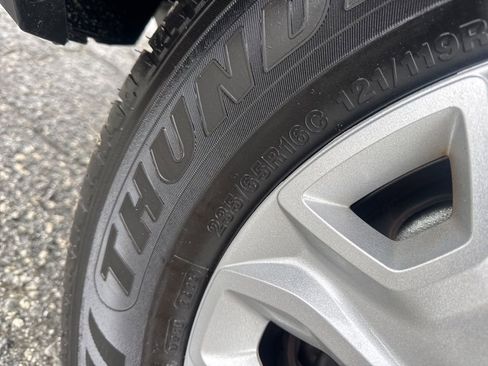 Used 2024 Ford Transit 250 Low Roof w/ Exterior Upgrade Package image 25