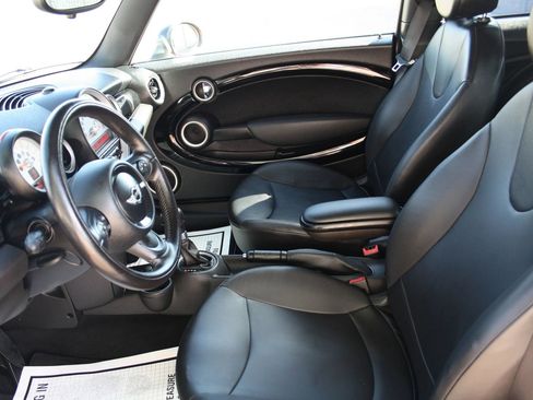 Used 2013 MINI Cooper Hardtop FWD image 12