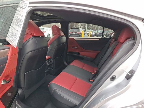 Used 2023 Lexus ES 300h F Sport image 20