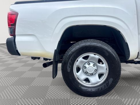 Used 2021 Toyota Tacoma SR AWD/4WD image 29