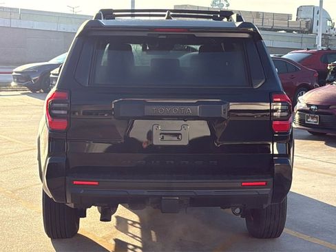 New 2026 Toyota 4Runner SR5 image 4