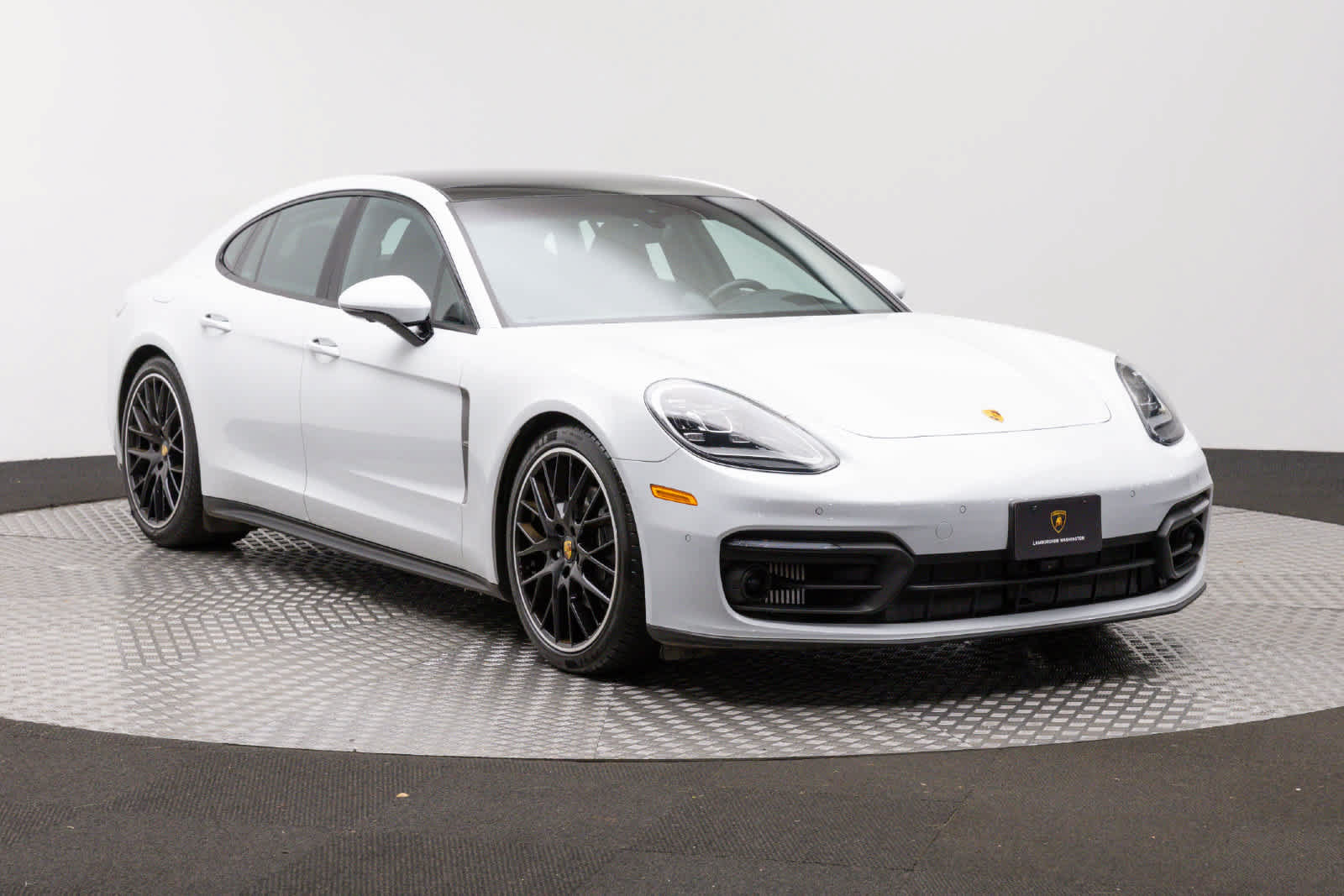 Used 2023 Porsche Panamera 4 Platinum Edition w/ Assistance Package AWD/4WD image 65