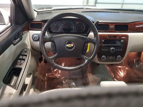 Used 2011 Chevrolet Impala LT image 15