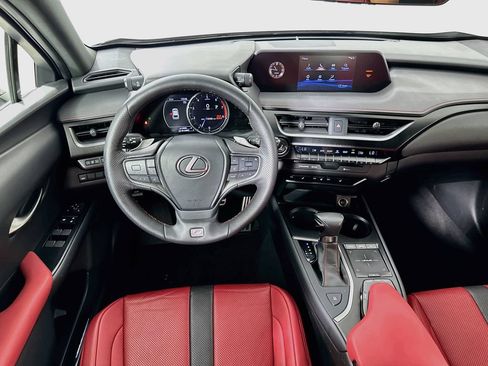 Used 2019 Lexus UX 200 F Sport FWD image 22
