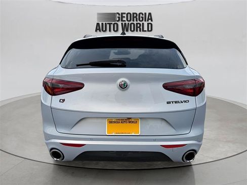 Used 2021 Alfa Romeo Stelvio Ti w/ Nero Edizione AWD/4WD image 11