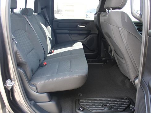 New 2026 RAM 1500 Express AWD/4WD image 25