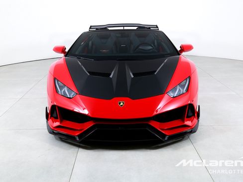 Used 2020 Lamborghini Huracan EVO AWD/4WD image 5