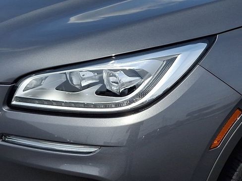 Used 2024 Lincoln Corsair Reserve w/ Equipment Group 201A image 9