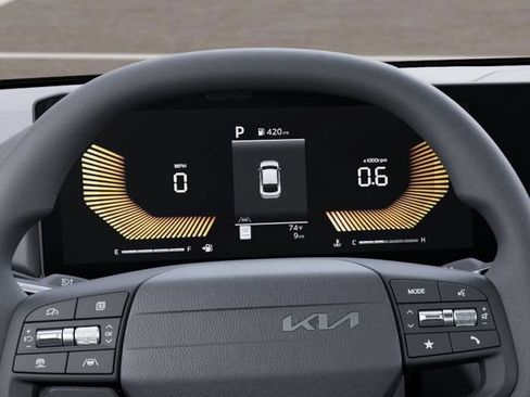 Certified 2025 Kia K4 FWD image 21