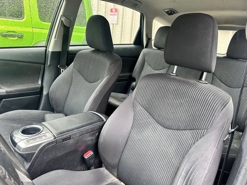 Used 2015 Toyota Prius V Two FWD image 2