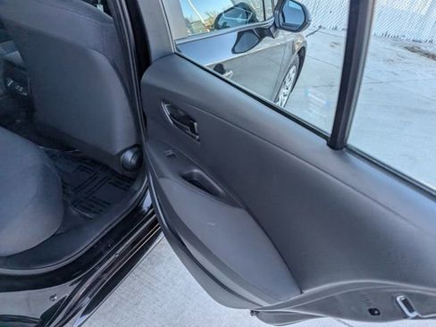 Used 2023 Toyota Corolla LE image 27