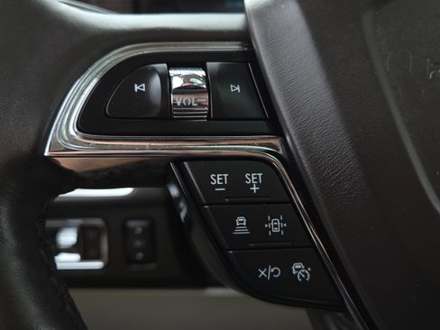 Used 2022 Lincoln Navigator Black Label AWD/4WD image 24