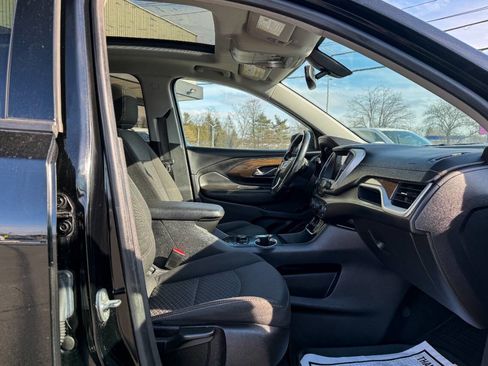 Used 2019 GMC Terrain SLE w/ Driver Convenience Package image 10
