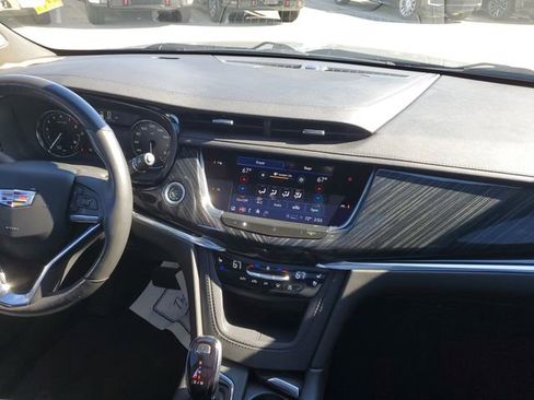 Certified 2023 Cadillac XT6 Premium Luxury image 29