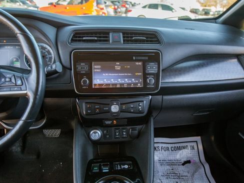 Used 2019 Nissan Leaf SL w/ SL Technology Package image 15