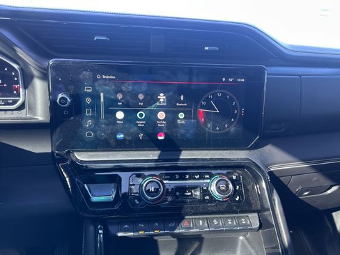 Used 2022 GMC Sierra 1500 AT4X image 17