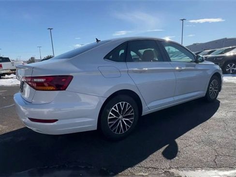 Used 2019 Volkswagen Jetta SE image 8
