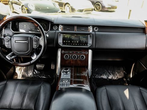 Used 2017 Land Rover Range Rover Supercharged image 10