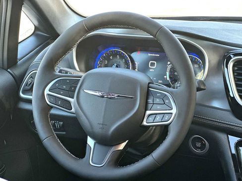 New 2026 Chrysler Pacifica Select image 27