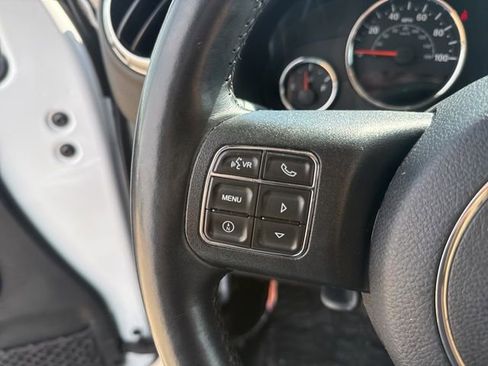 Used 2015 Jeep Wrangler Unlimited Sahara w/ Max Tow Package AWD/4WD image 15