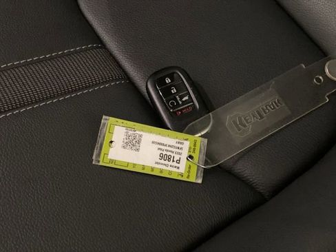 Used 2023 Honda Pilot EX-L image 39