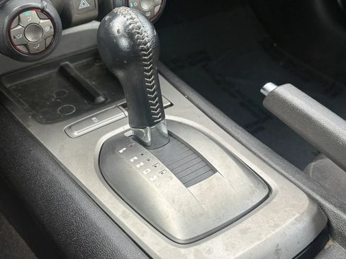 Used 2014 Chevrolet Camaro LT RWD image 26