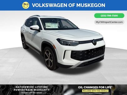 New 2025 Volkswagen Tiguan SE
