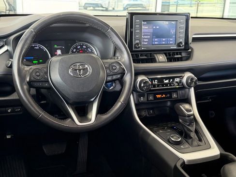 Certified 2022 Toyota RAV4 SE w/ Convenience Package AWD/4WD image 33