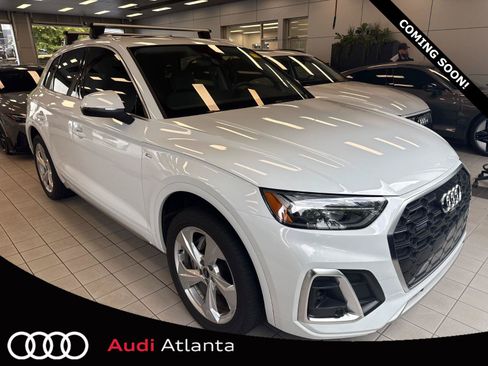 Used 2023 Audi Q5 2.0T Premium Plus w/ Premium Plus Package AWD/4WD image 1