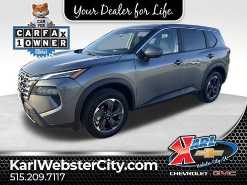 Used 2024 Nissan Rogue SV image 1