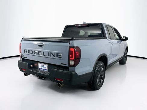 Used 2024 Honda Ridgeline Sport image 5