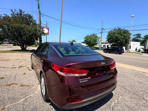 Used 2016 Kia Optima LX FWD image 3