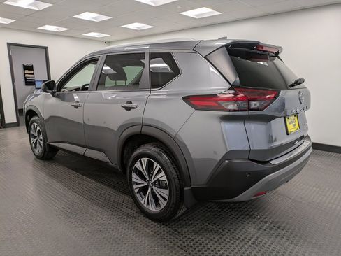 Used 2023 Nissan Rogue SV w/ SV Premium B Package image 6