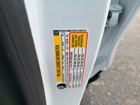 Certified 2023 Chevrolet Equinox RS w/ LPO, Cargo Package image 47