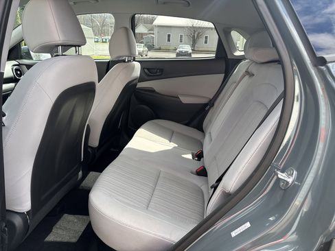 Used 2022 Hyundai Kona SEL image 14