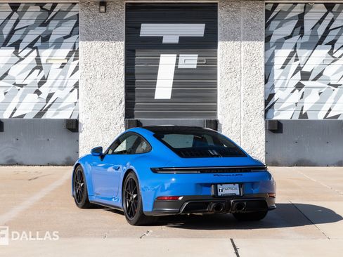 Used 2025 Porsche 911 Carrera 4 GTS image 13