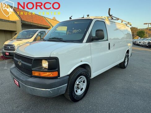 Used 2014 Chevrolet Express 2500 image 6